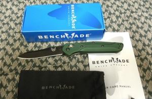 BENCHMADE 美国蝴蝶 940BK S30V钢黑色全刃绿柄轴锁折刀