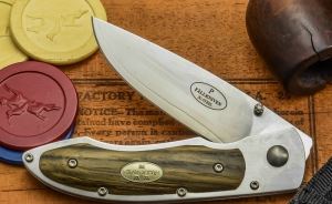 FallKniven瑞典P3Goakc 3G超级金粉钢折刀