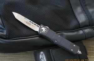 美国微技术MICROTECH 140-10 Troodon T/E 恐龙系列单刃TANTO石洗直跳